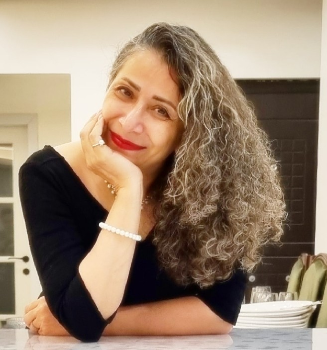 مریم صفی نژاد