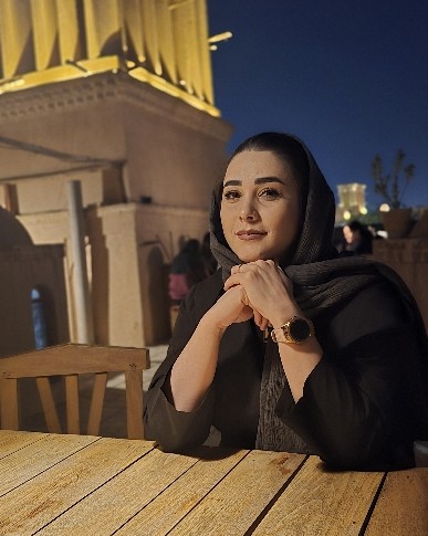 نازنین السادات رضوی